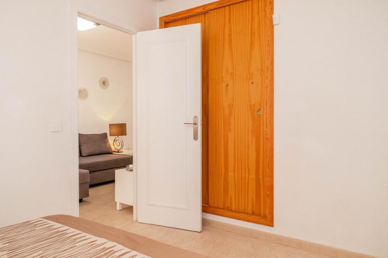 Apartamento Asta Apartment Торевиеха Екстериор снимка